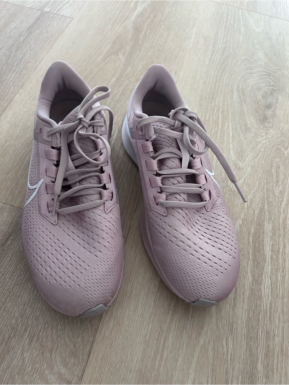 Nike Women's Pink Sneakers Pegasus 38 size 8.5